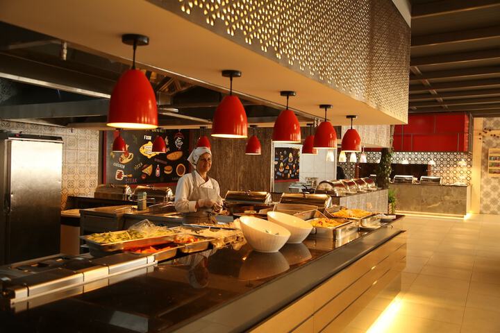 Dining 73 of 132