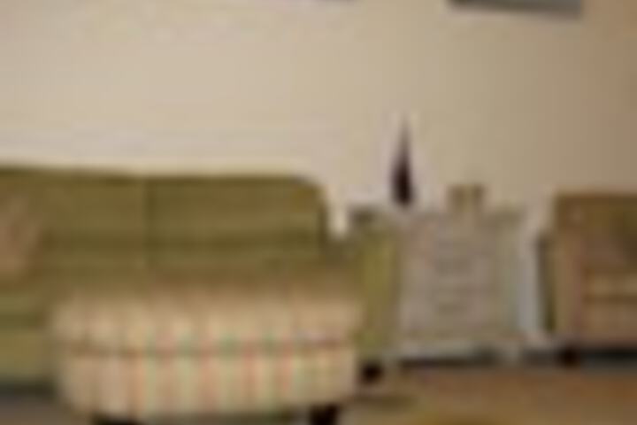 Room 32 of 267