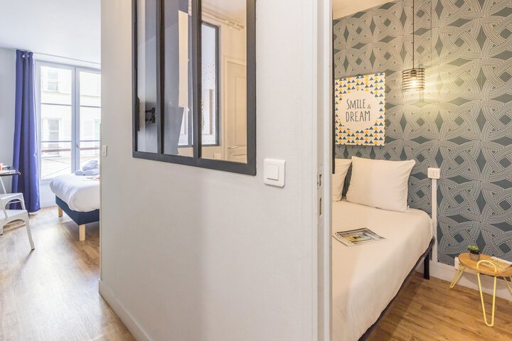 Room 14 of 60