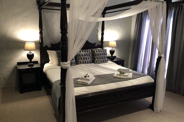 Room 21 of 104