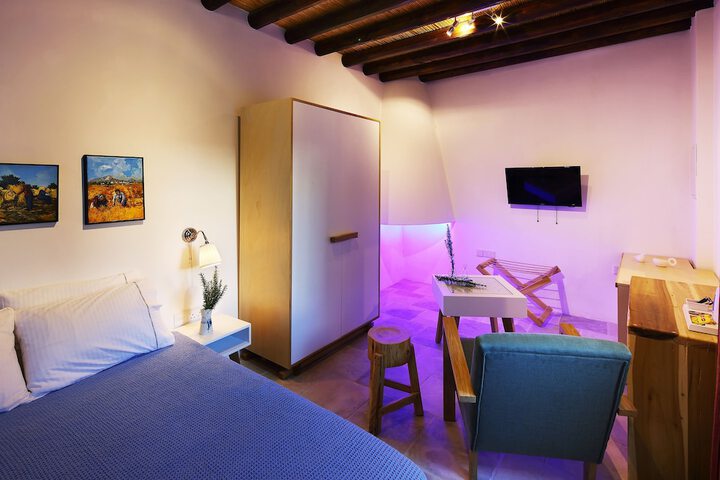 Room 7 of 40