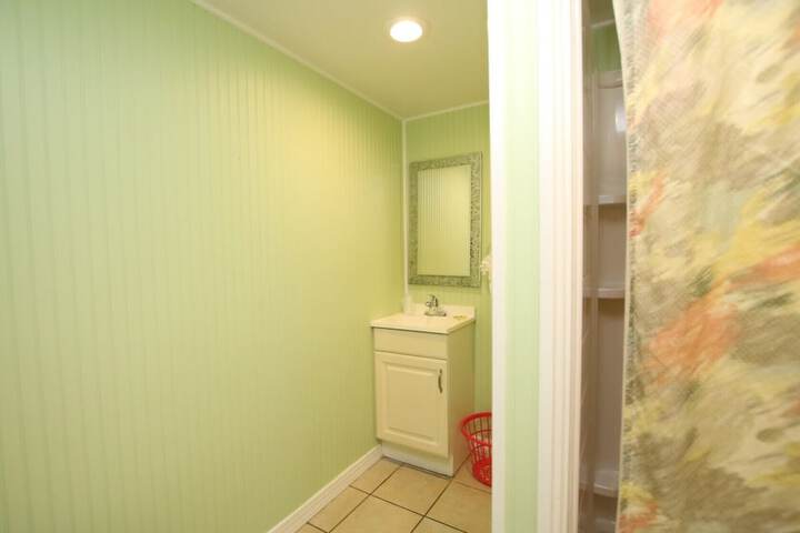 Room 135 of 197