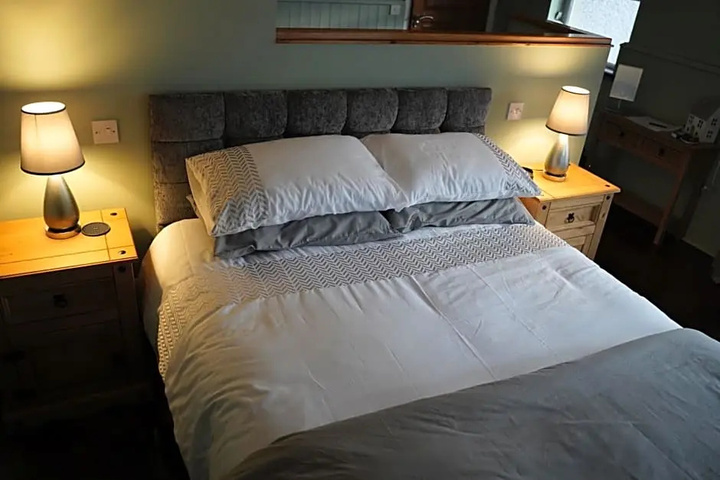 Room 3 of 14