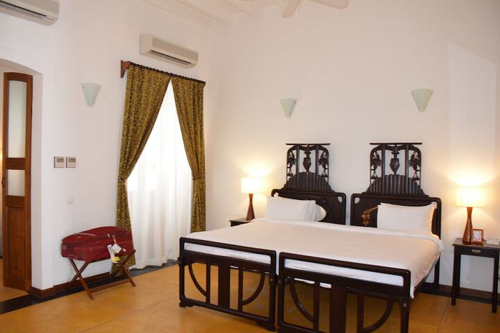 Room 3 of 59