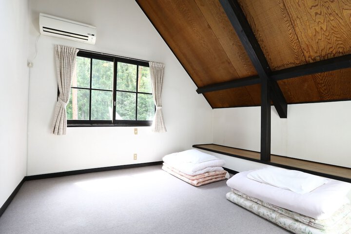 Room 19 of 74