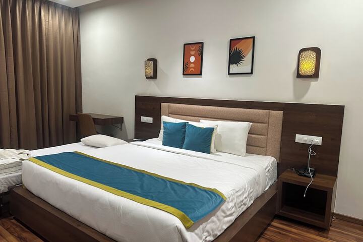 Room 13 of 91