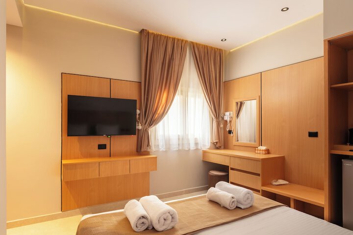 Room 21 of 44
