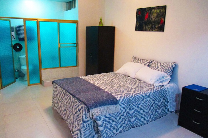 Room 25 of 61