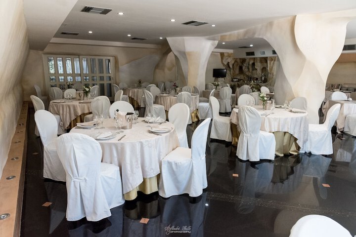 Dining Photos