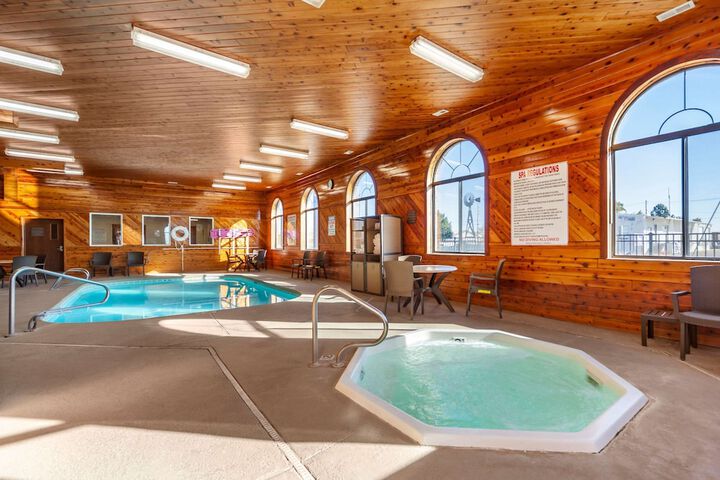 Pool 29 of 36