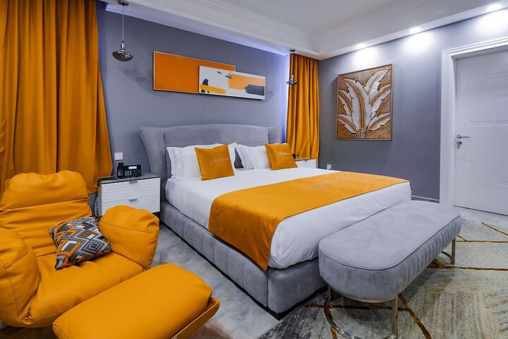 Room 19 of 50