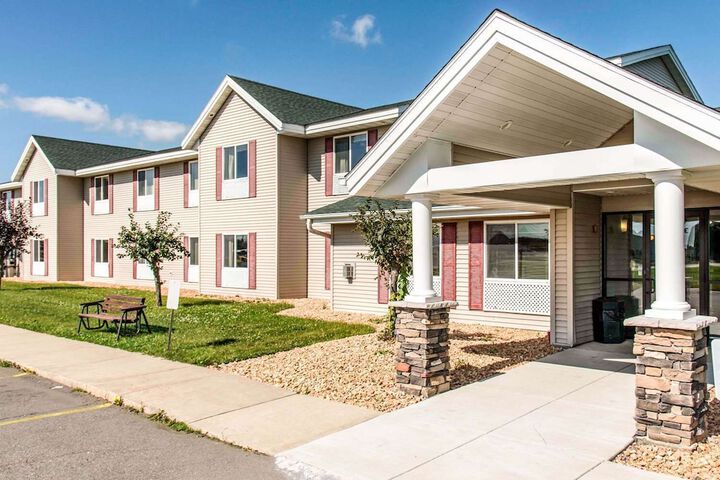 Travelers Lodge &  Suites in Gaylord, MN