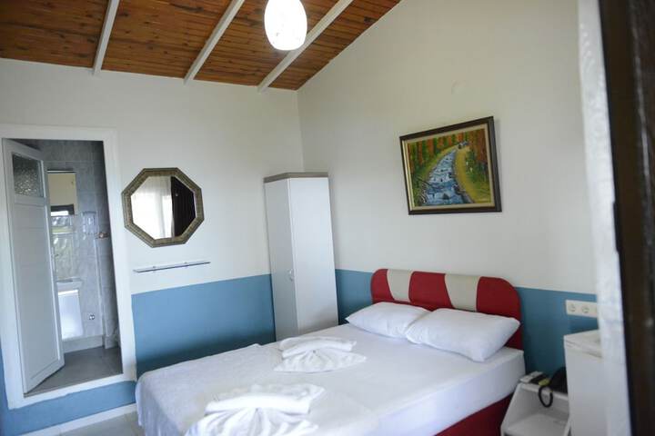 Room 7 of 71