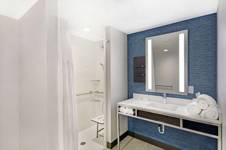 Bathroom shower
