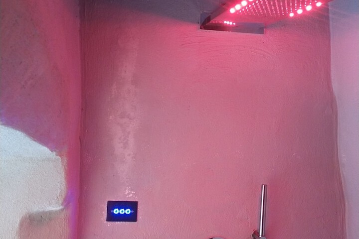 Room 78 of 106