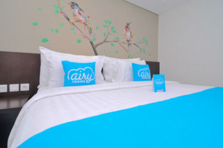 Room 9 of 30