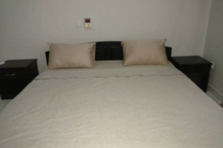 Room 7 of 26