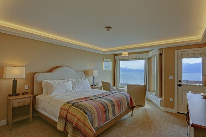 Room 17 of 184