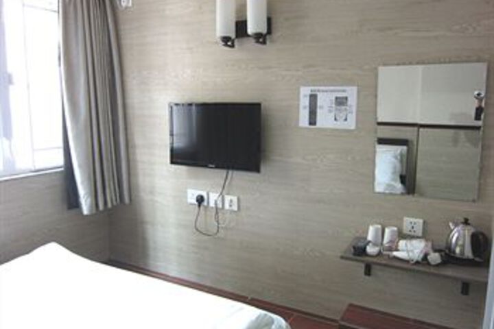 Inside Room Photo