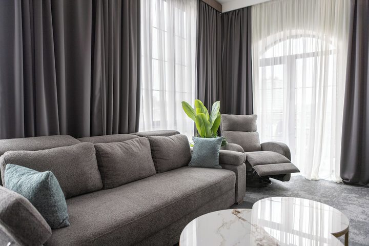 Room 105 of 209