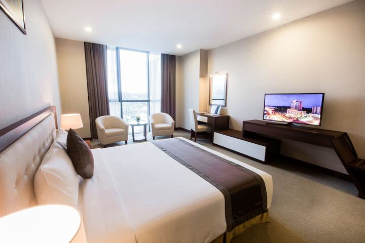 Room 7 of 95