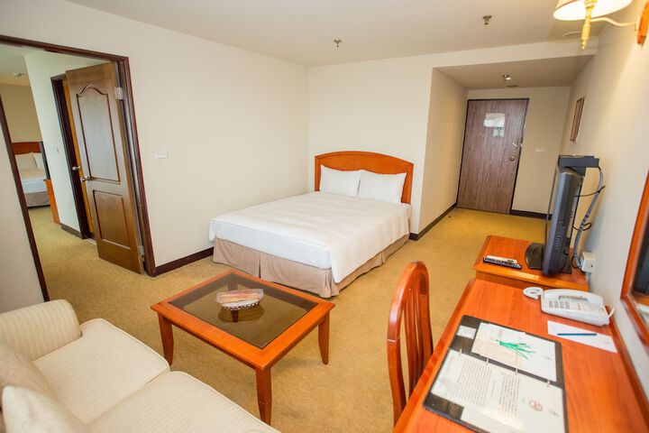 Room 41 of 203