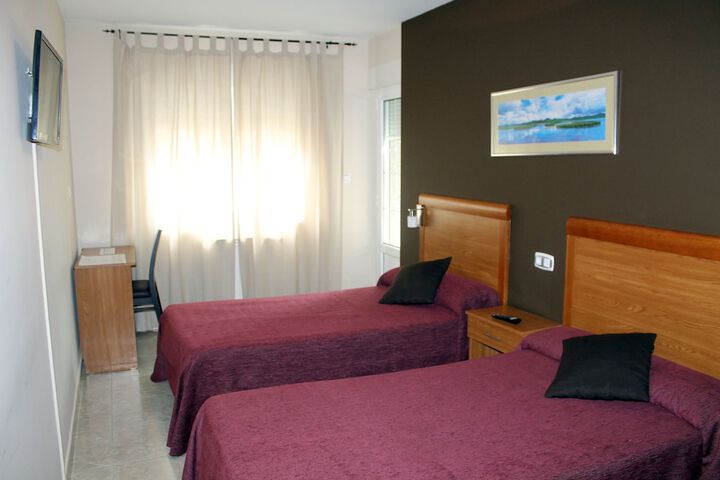 Room 12 of 43