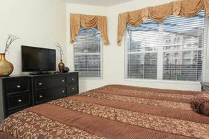 Room 3 of 21