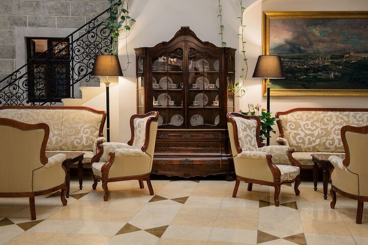 Lobby Entry