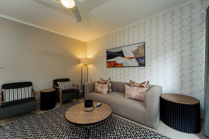 Room 106 of 207