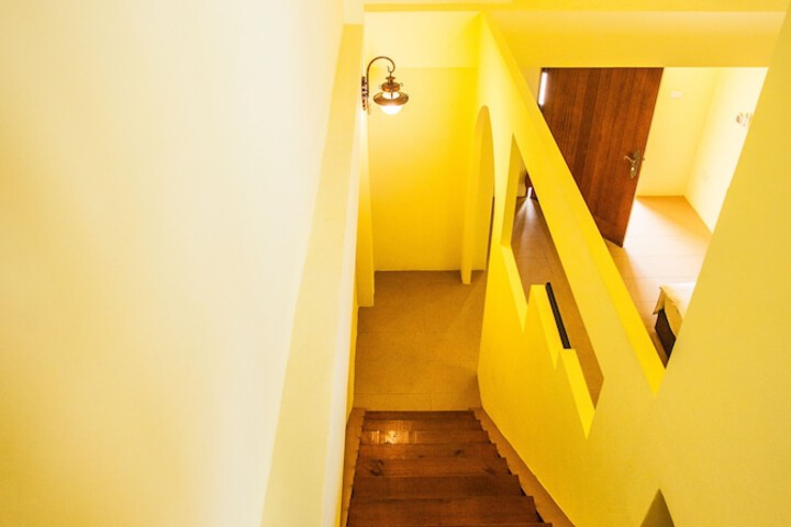 Room 6 of 38