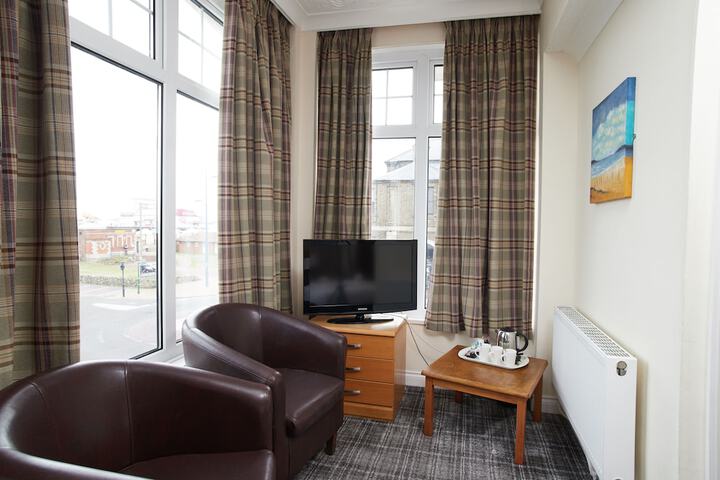 Room 14 of 87