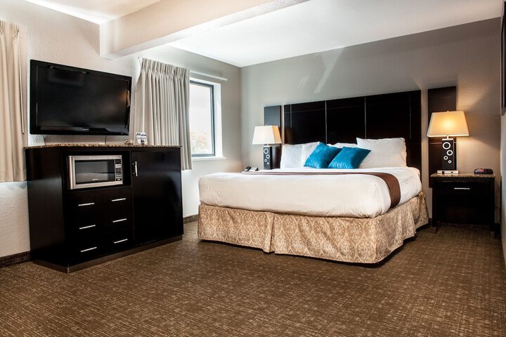 Traditional King Bed (1 of 3)