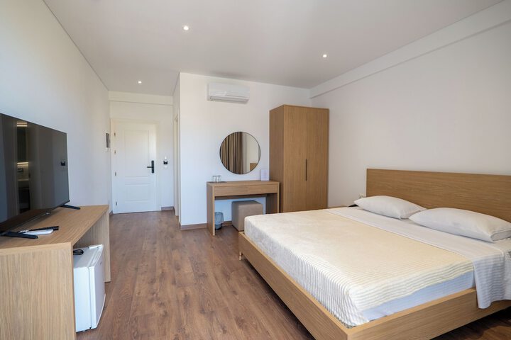 Room 15 of 58