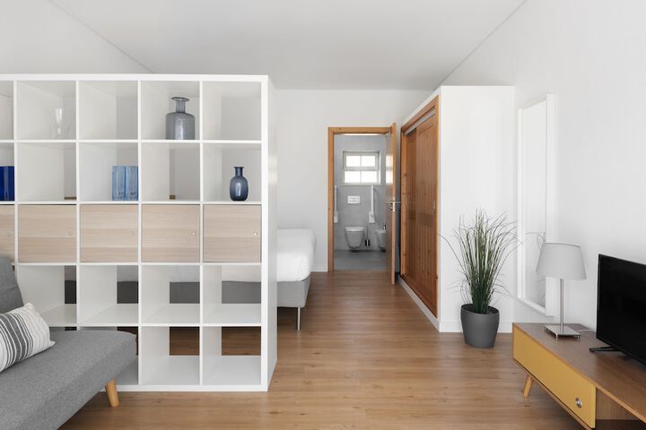 Room 13 of 63