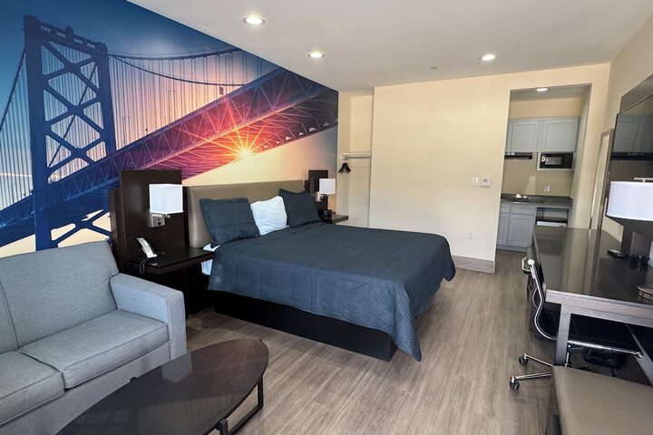 Room 5 of 26