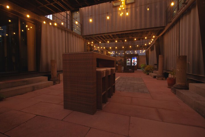 Room 7 of 11