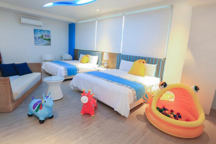 Room 21 of 48