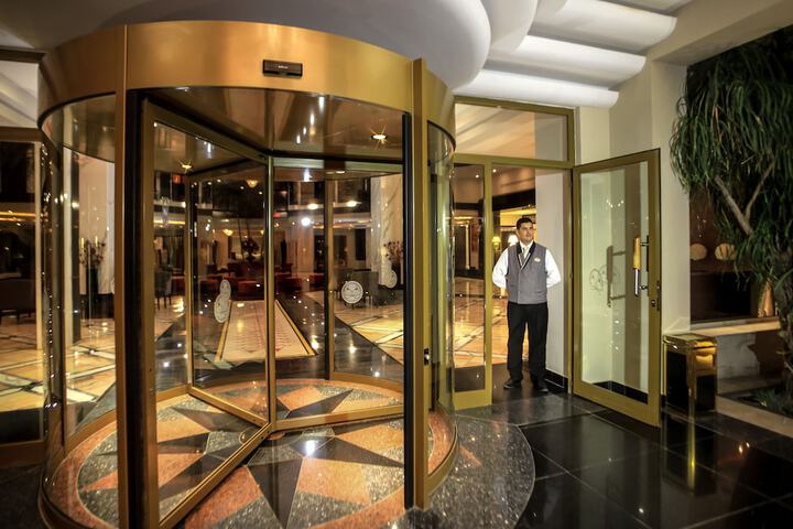 Lobby Photo