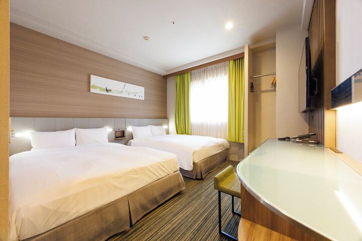 Room 12 of 29