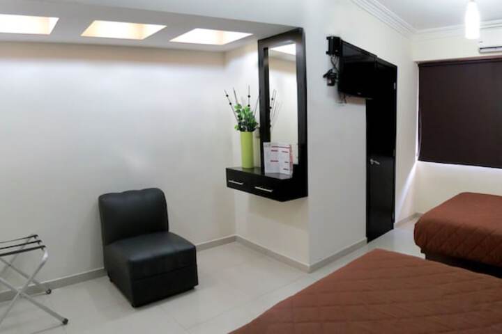 Room 10 of 40
