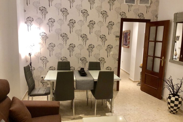 Room 10 of 29
