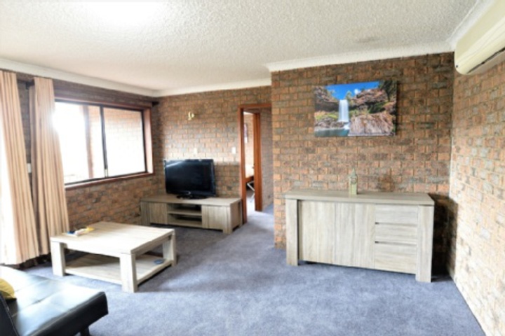 Room 357 of 693