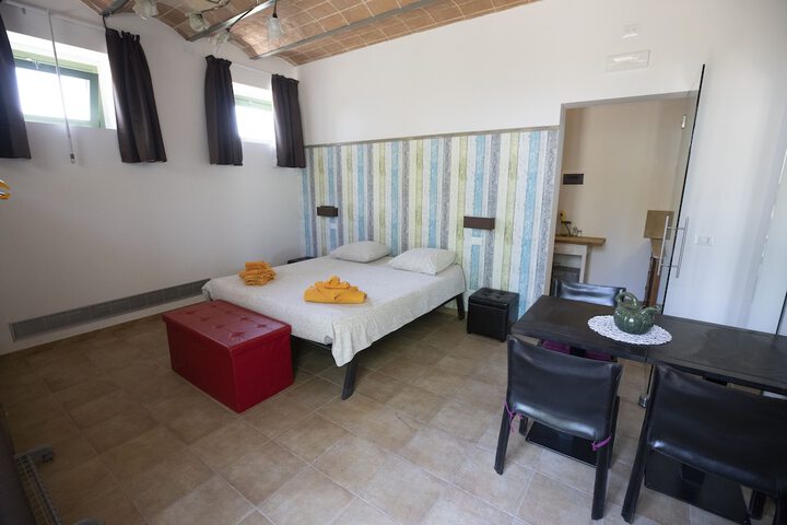 Room 15 of 60