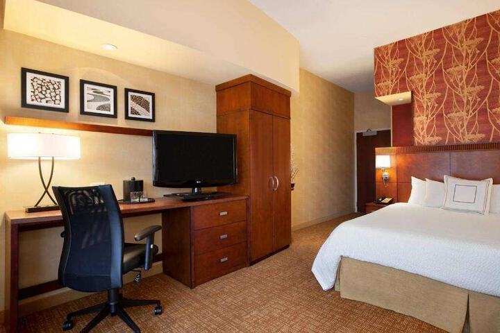 Room 11 of 46