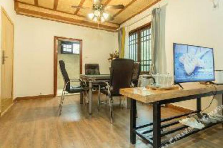 General 8 of 23