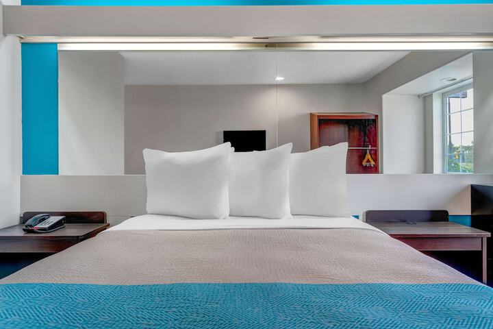 Room 36 of 58
