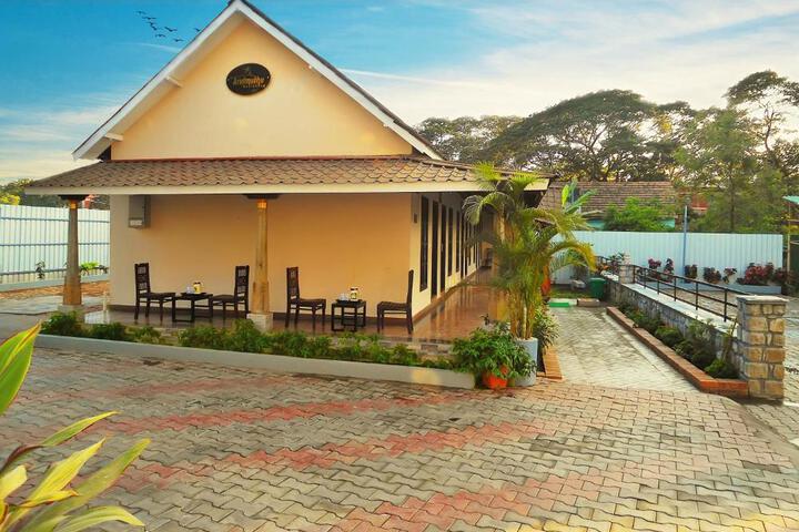Sri ArulMuthu Residency
