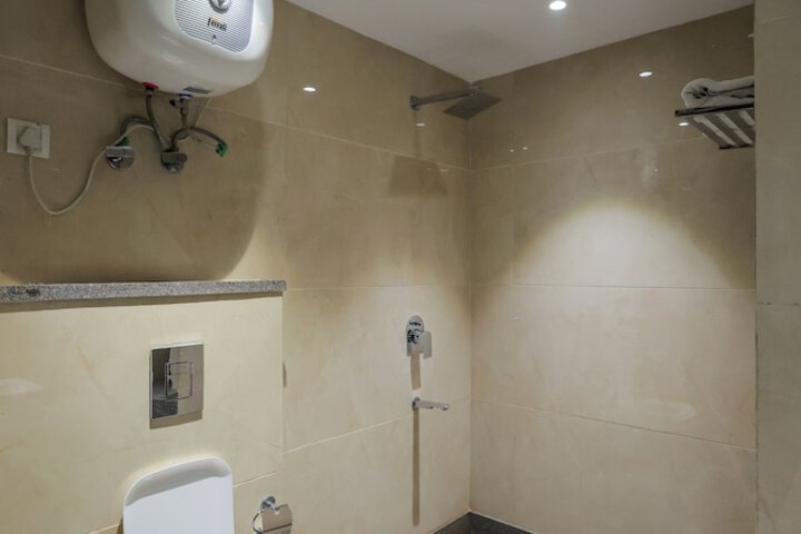 Room 33 of 56