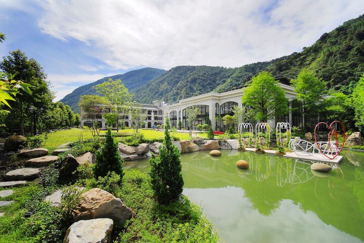 Hotel Exterior 119 of 145